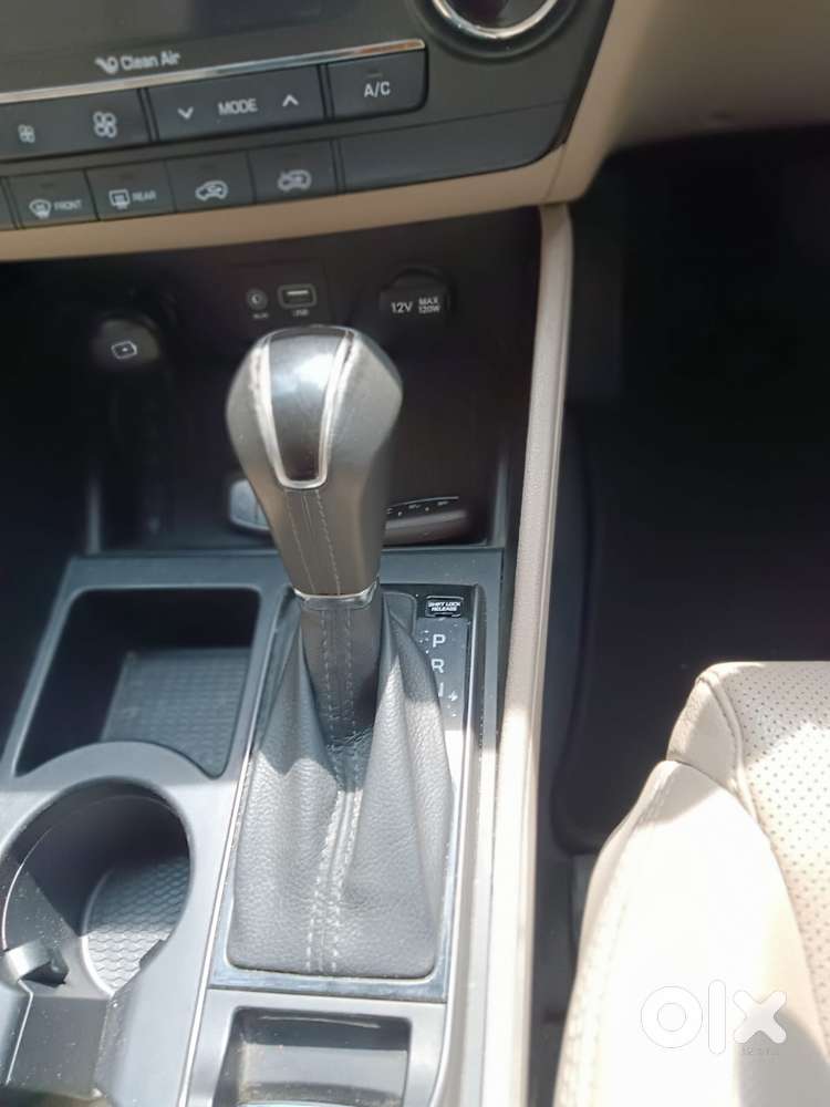 Hyundai Tucson 2.0 Gl 2wd Petrol At, 2019, Petrol