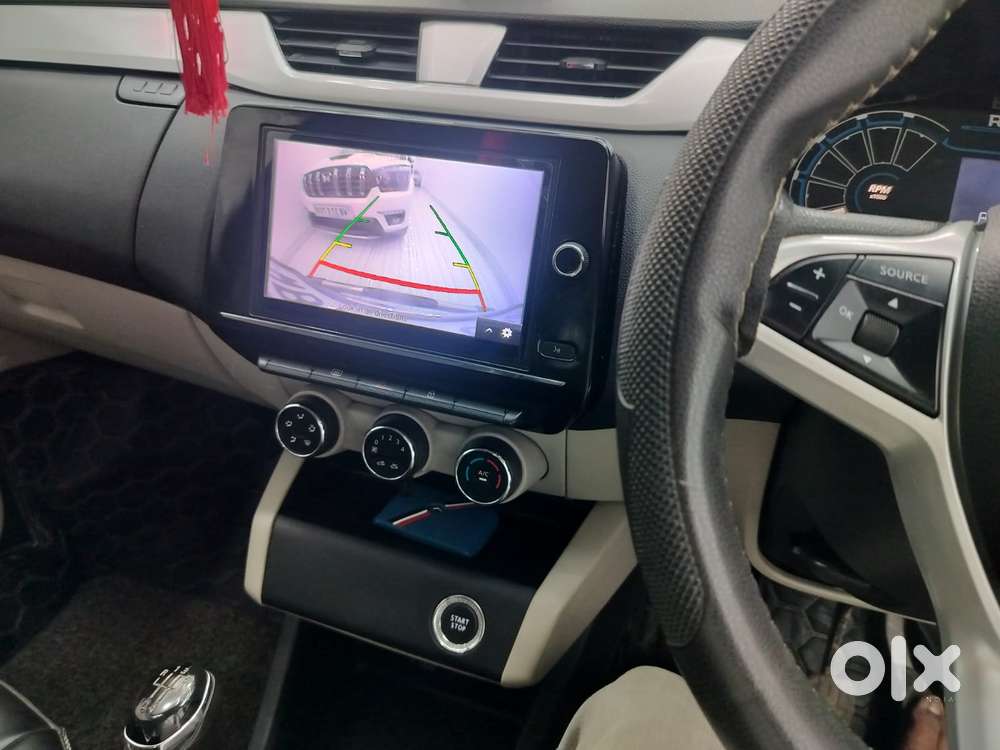 Renault Triber Rxz, 2021, Petrol