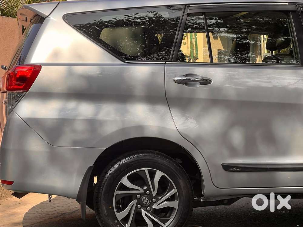 Toyota Innova Crysta [2020-ongoing] 2.4 Gx At 7 Str, 2021, Diesel