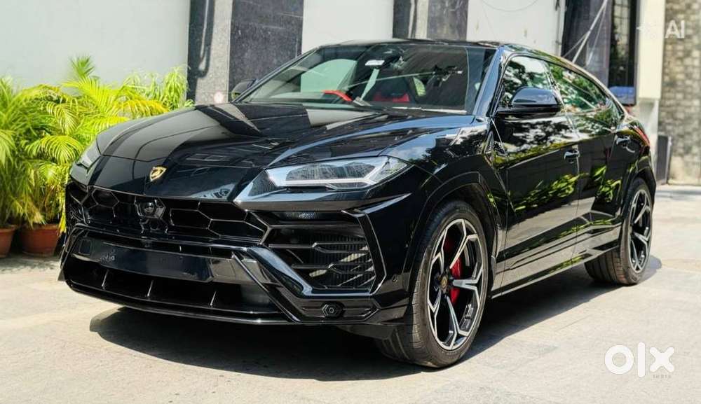 Lamborghini Urus V8, 2021, Petrol