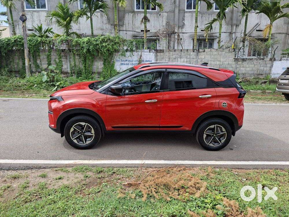Tata Nexon 1.2 Revotron Xz Plus, 2024, Petrol