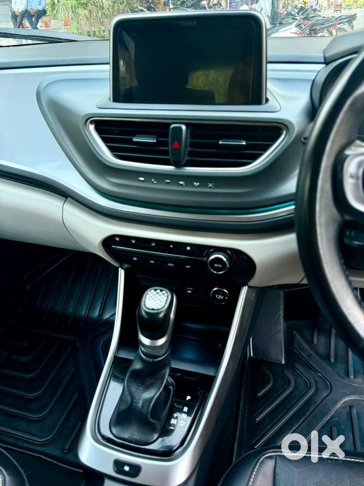 Tata Altroz Xz Plus (s), 2023, Petrol