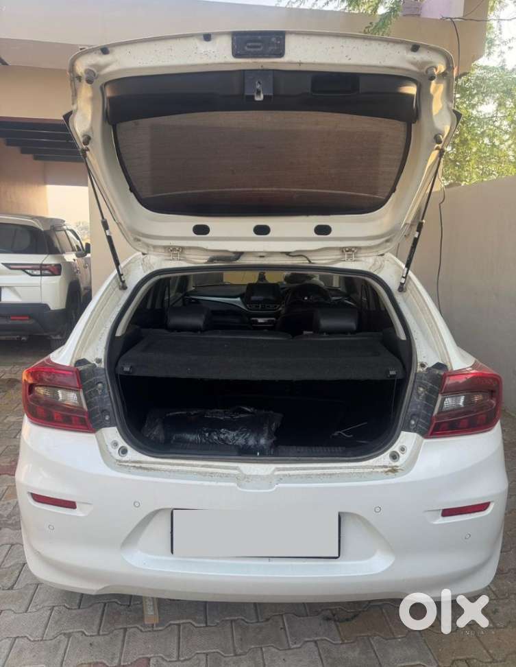 Maruti Suzuki Baleno Zeta, 2022, Petrol