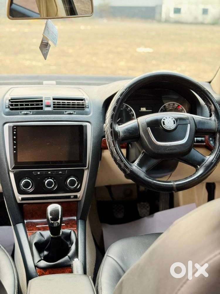 Skoda Laura 2.0 Ambition Tdi Cr, 2012, Diesel