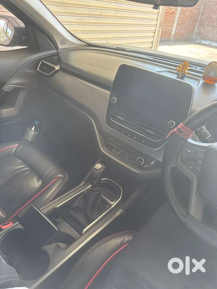 Tata Harrier 2021 Diesel 76000 Km Driven