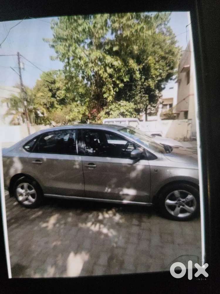 केवल वास्तविक खरीदारी संपर्क करेंएक्सीलेंट एयकंडीशन 50% टायर नई बैटरी