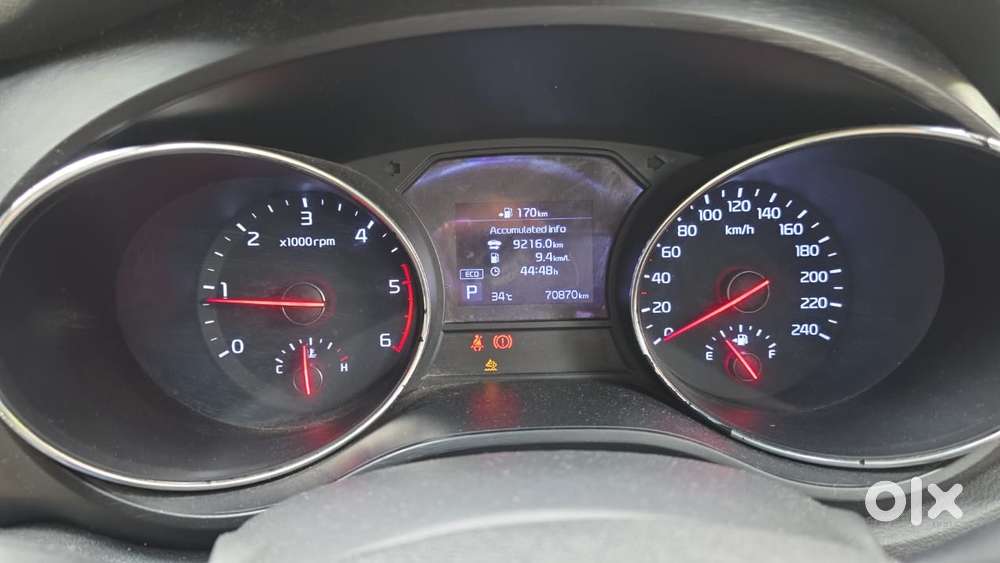 Kia Carnival Premium, 2020, Diesel
