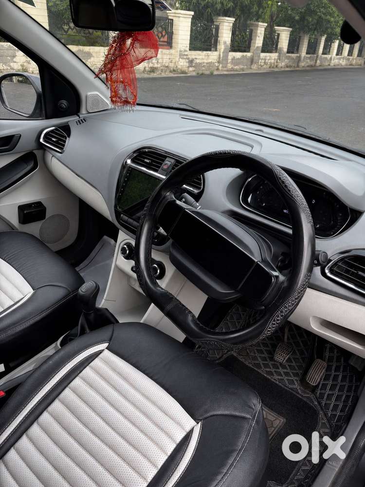 Tata Tiago 1.2 Revotron Xe Cng, 2025, Cng & Hybrids