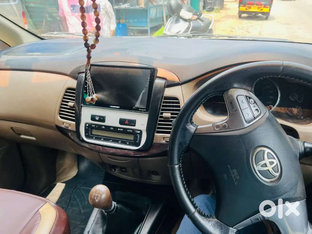 Toyota Innova 2015 Diesel Well Maintained