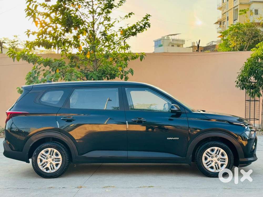 Kia Carens G1.5 6mt Gravity, 2024, Petrol