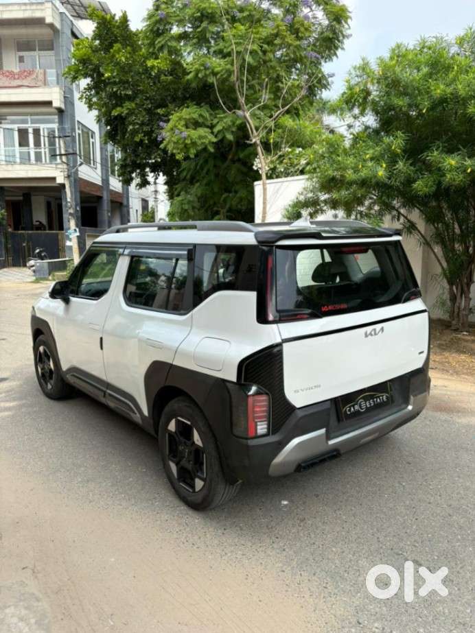 Kia Syros Htk Plus Turbo Dct, 2025, Petrol