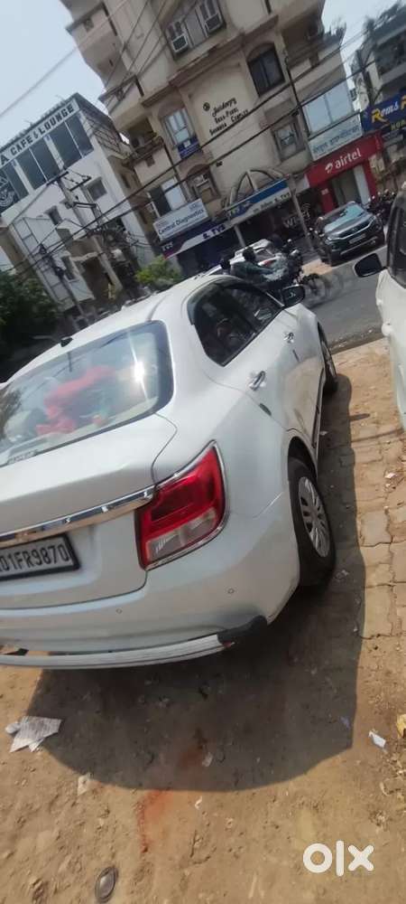 Maruti Suzuki Dzire 1.2 Vxi, 2022, Petrol