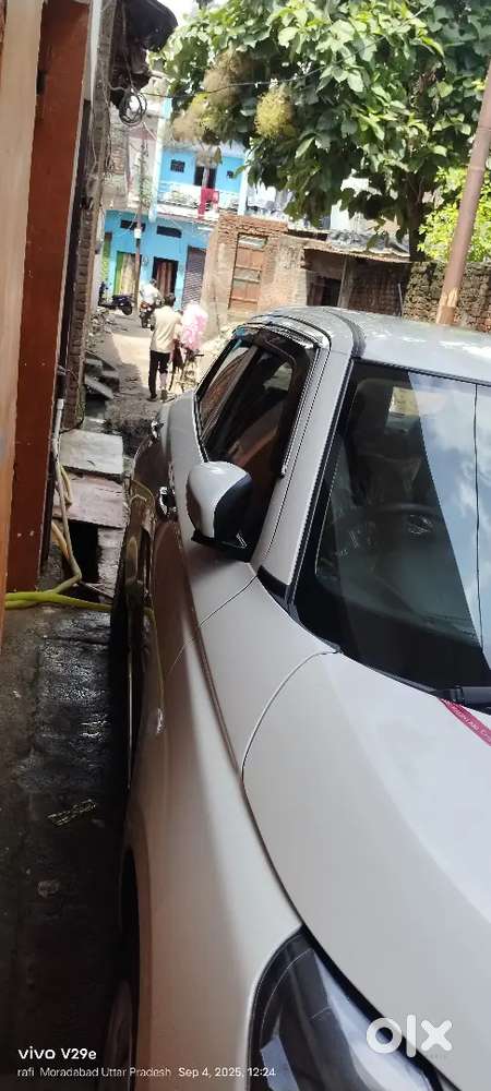 Maruti Suzuki Swift 2025 Petrol