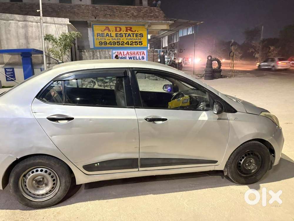 Hyundai Xcent 2016 Diesel 300000 Km Driven