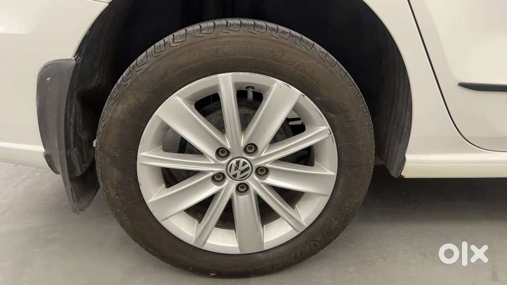 Volkswagen Vento 2010-2013 Petrol Highline, 2016, Petrol
