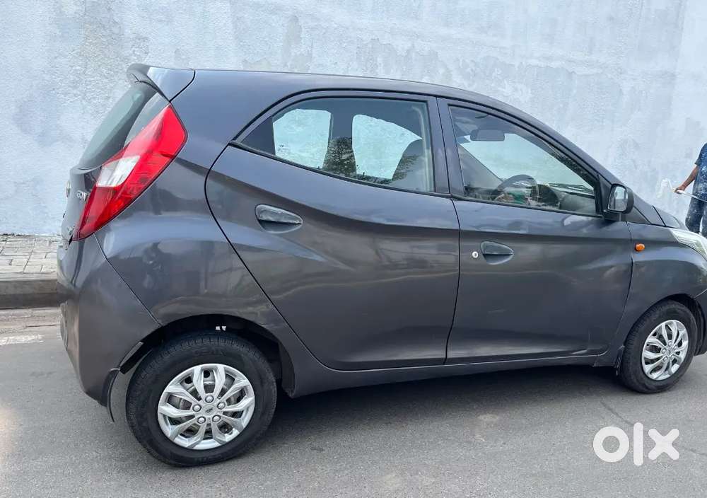 Hyundai Eon 2014 1.0 Era Plus Petrol + Cng