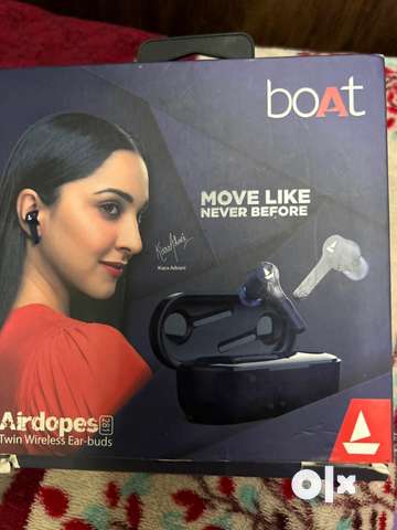 Boat airdopes 281 discount twin wireless earbuds