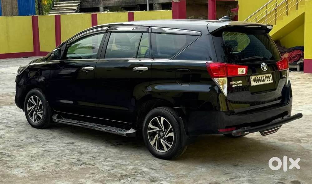 Toyota Innova Crysta 2.4 V, 2024, Diesel