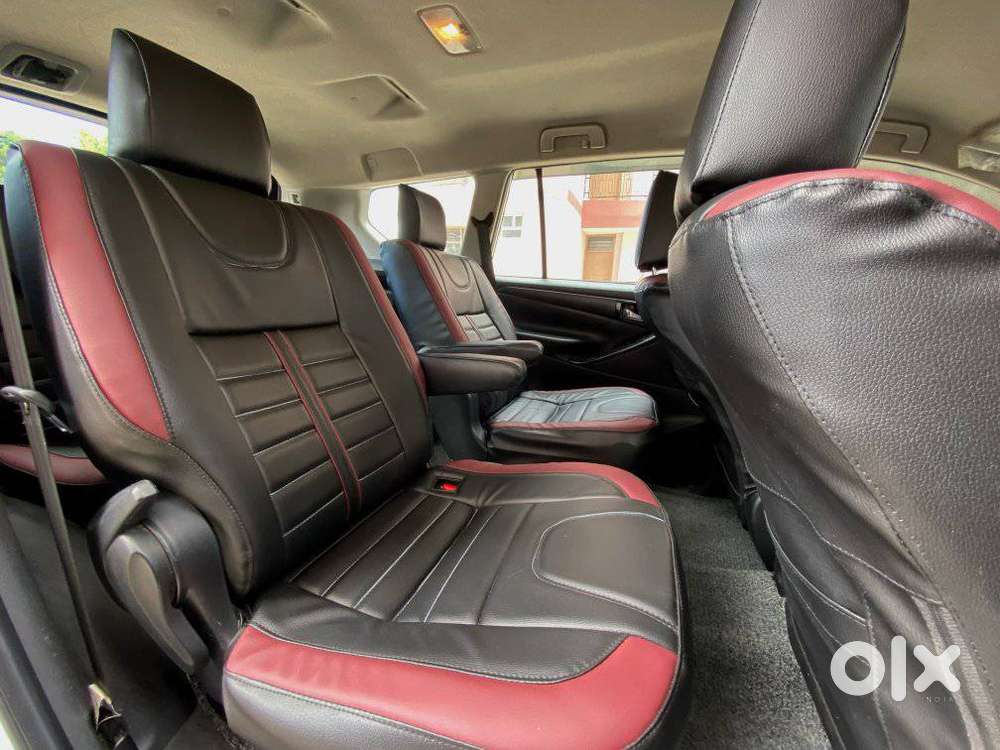 Toyota Innova Crysta [2020-ongoing] 2.4 Gx 7 Str, 2023, Diesel