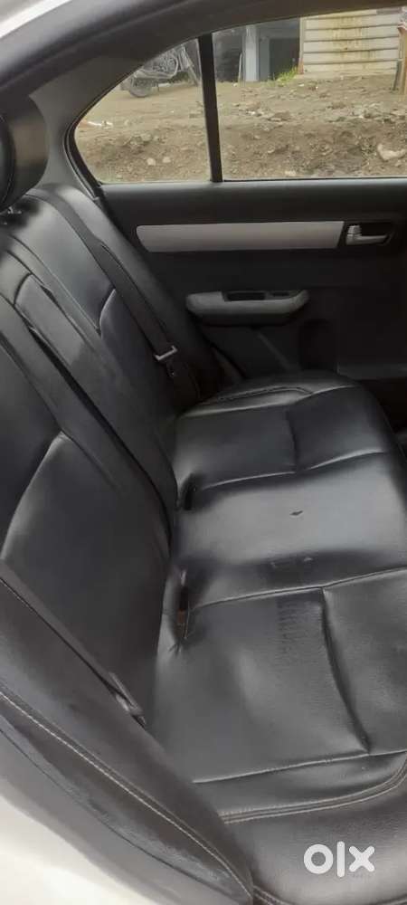 Maruti Suzuki Swift Dzire 2011