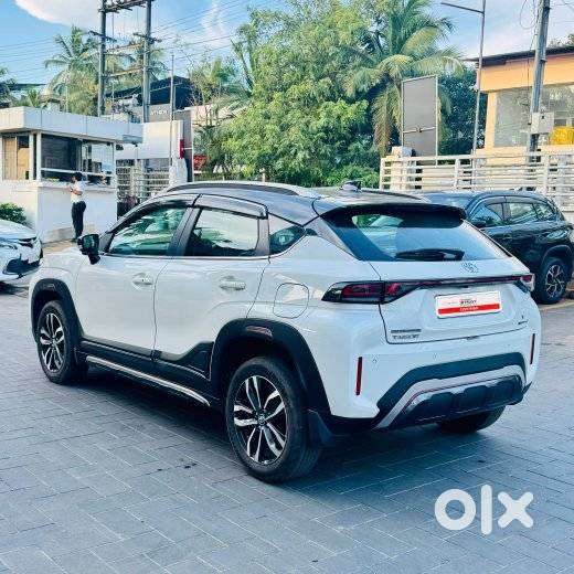 Toyota Urban Cruiser Taisor V 1.0 Petrol At Dual Tone, 2024, Petrol