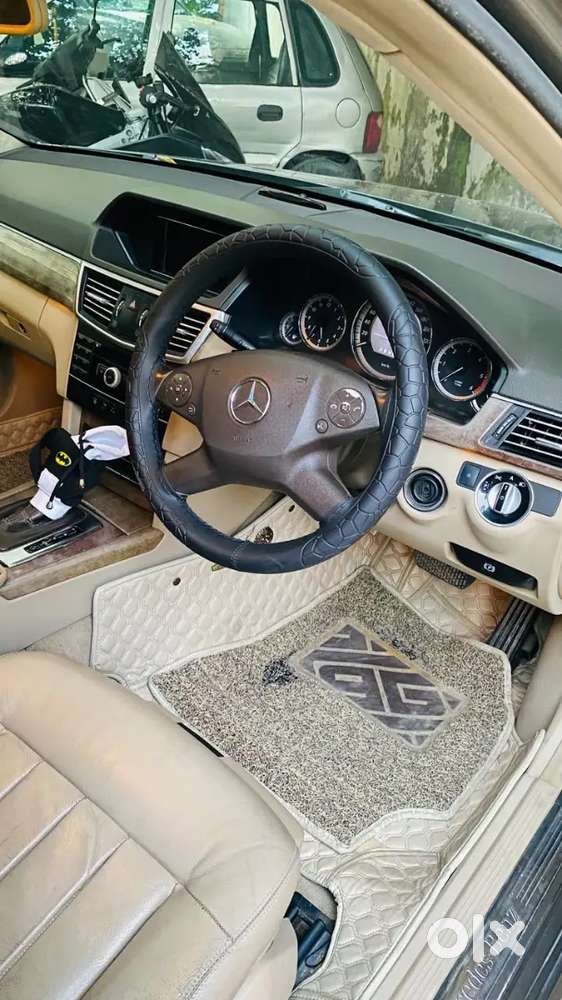 Mercedes E-class 2011 Year