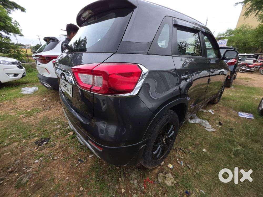 Maruti Suzuki Brezza 1.5 Zxi At Smart Hybrid, 2021, Petrol