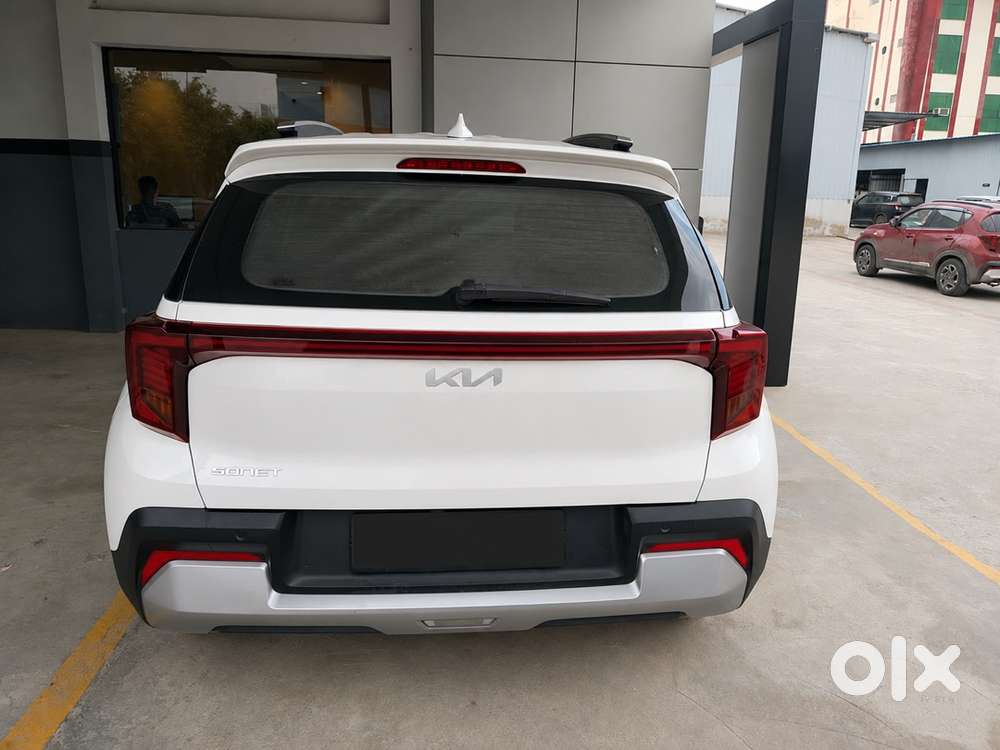 Kia Sonet Htk G Petrol Manual 2025
