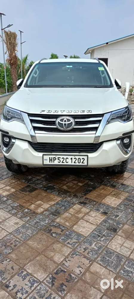 Toyota Fortuner 2018 Diesel 95000 Km Driven