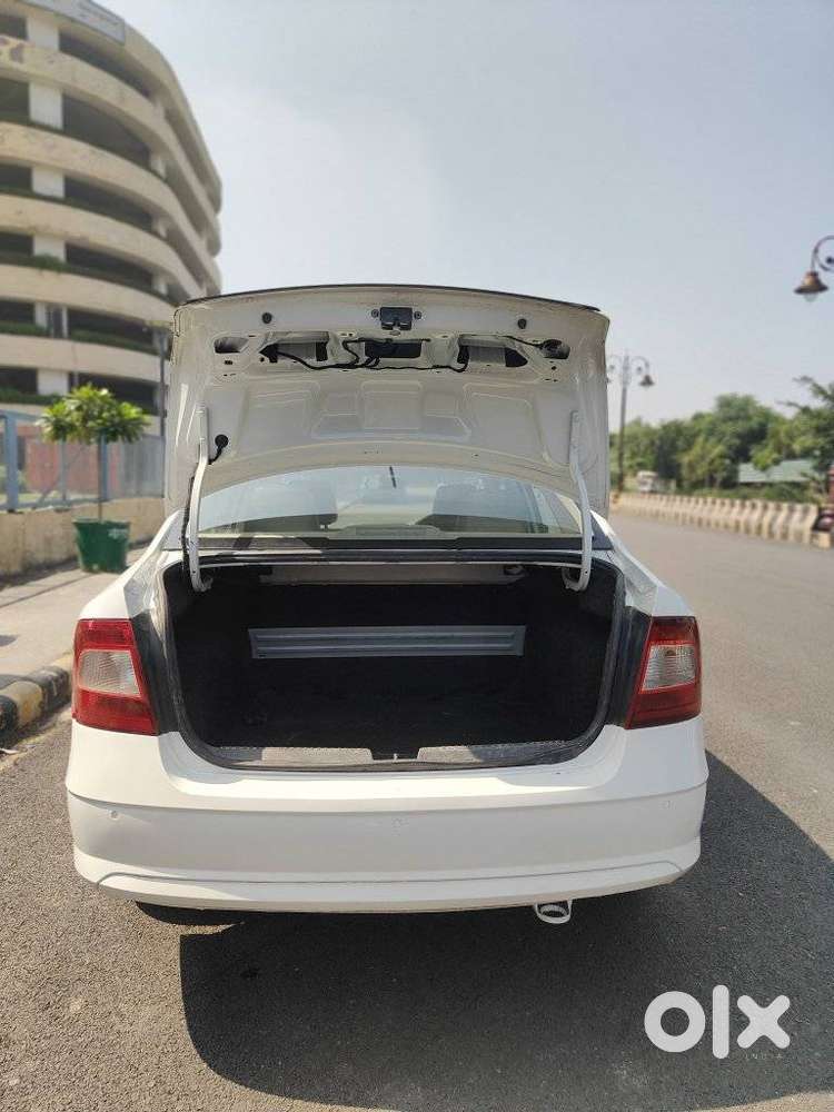 Skoda Rapid 1.0 Tsi Active, 2020, Petrol