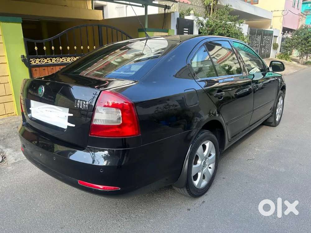 Skoda Laura Elegance 2009