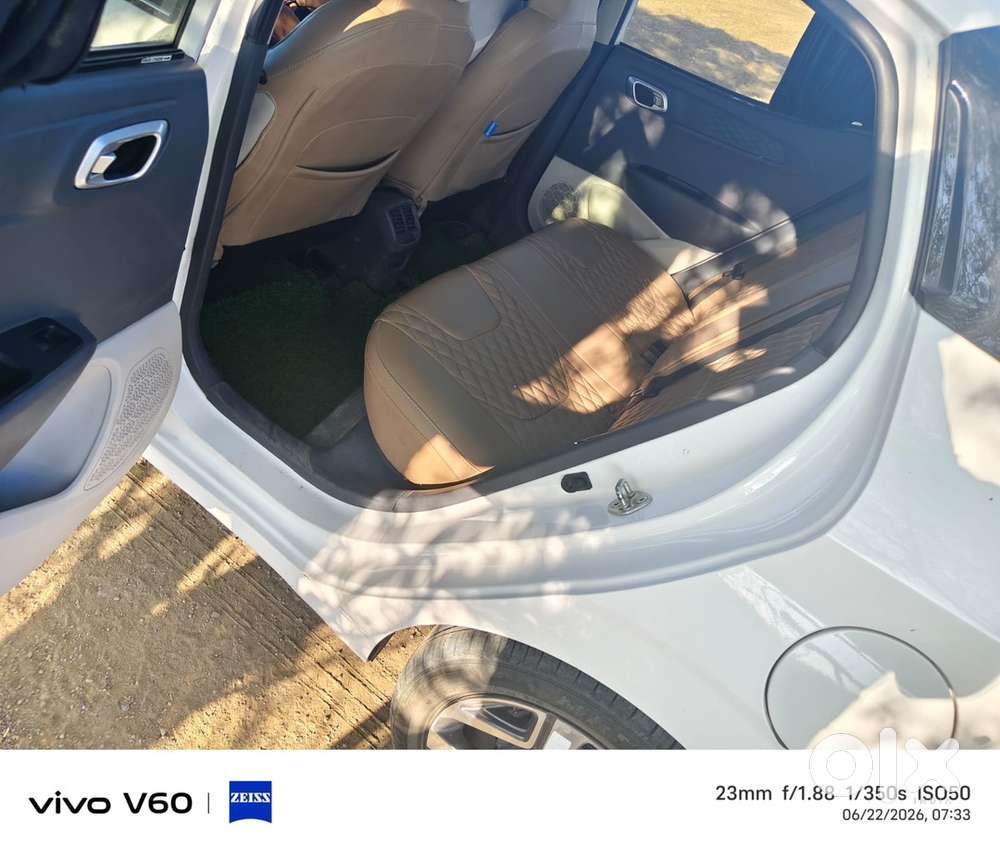 Hyundai Aura 2023 Cng