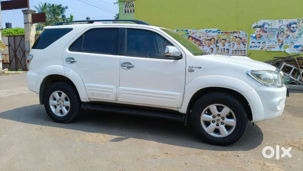 Toyota Fortuner 2009-2011 3.0 Diesel, 2011, Diesel
