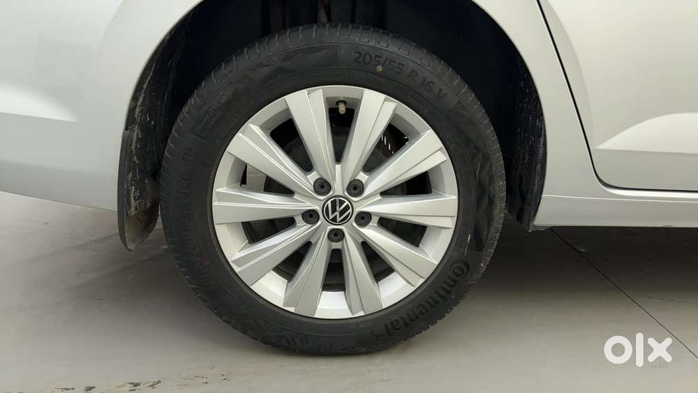 Volkswagen Virtus Highline Plus 1.0 Tsi At, 2022, Petrol