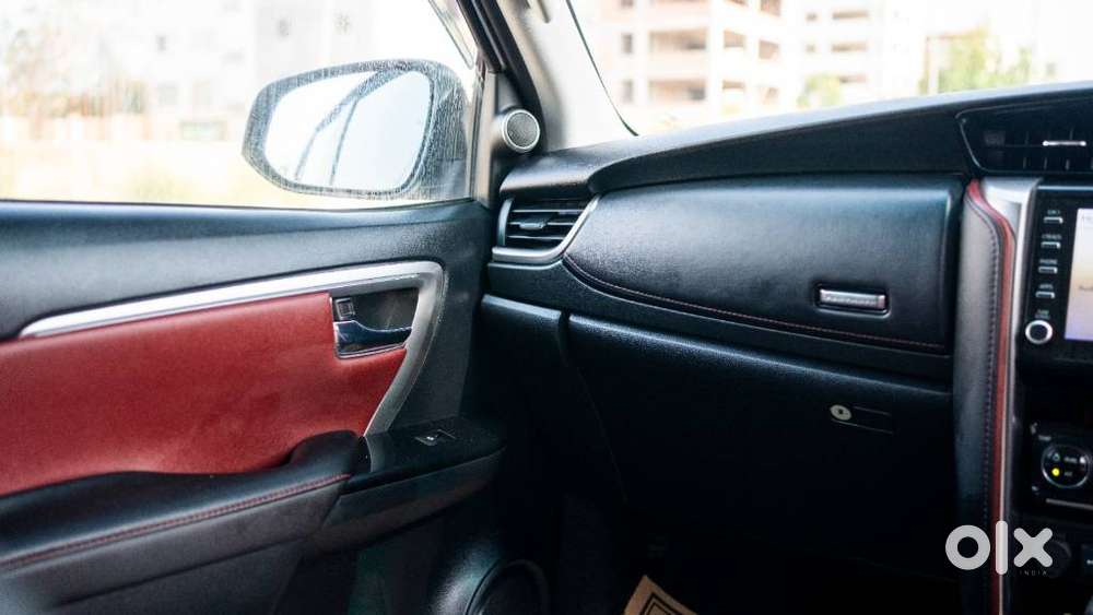 Toyota Fortuner Legender 4x2 At 2.8, 2024, Diesel