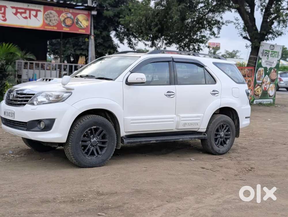 Toyota Fortuner 2015 Manual Diesel