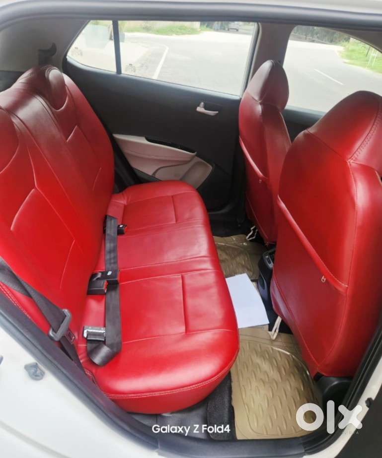 Hyundai Grand I10 Sportz, 2015, Petrol
