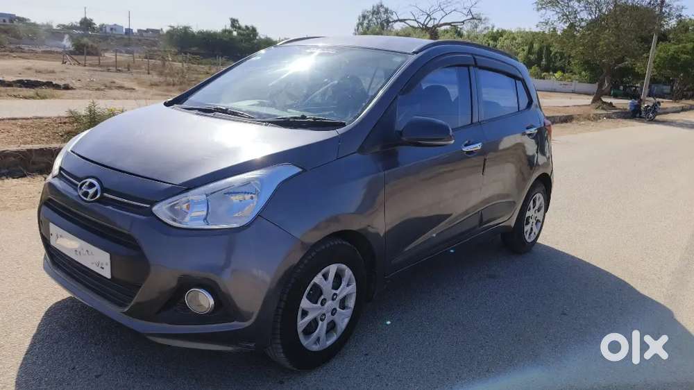Hyundai Grand I10 2015 Diesel Well Maintained Car