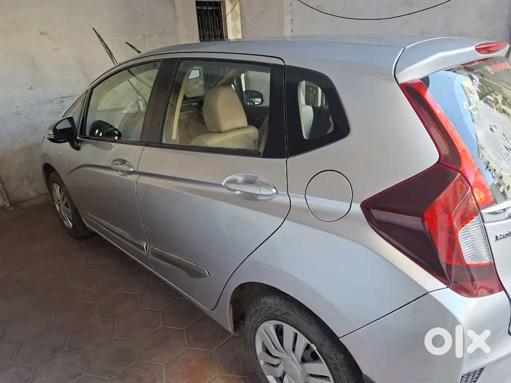 Honda Jazz 2016 Petrol 46500 Km Driven