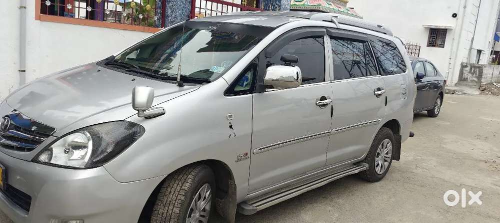 Toyota Innova Diesel 2011