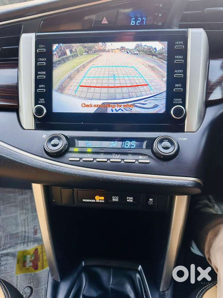 Toyota Innova Crysta