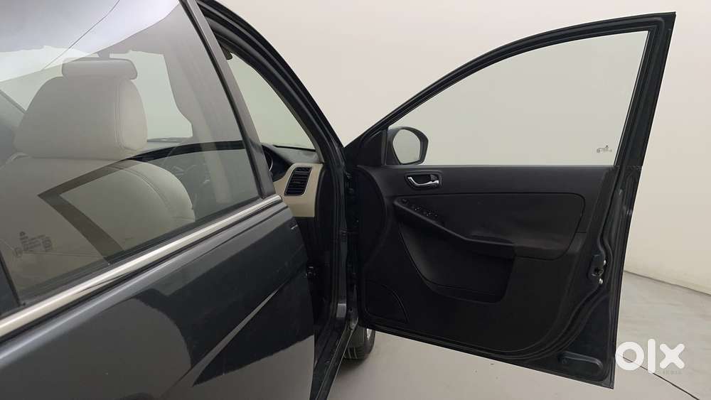 Tata Zest  Revotron 1.2 Xt, 2016, Petrol