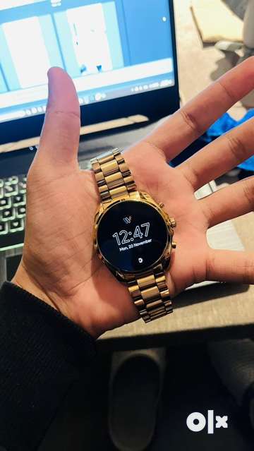 Michael kors smartwatch on sale olx