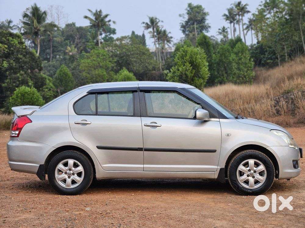 Maruti Suzuki Swift Dzire Zxi, 2009