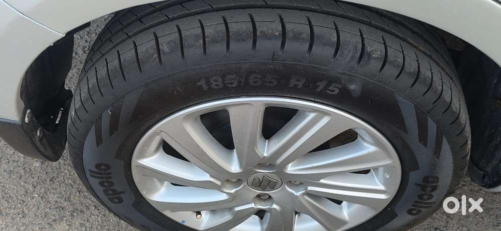 Maruti Suzuki Swift Dzire Zxi + Mt, 2016, Petrol