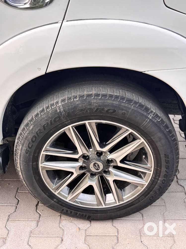 Toyota Fortuner 4x2 Manual, 2013, Diesel