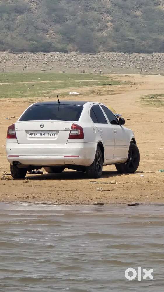 Skoda Laura 2012 Diesel Well Maintained