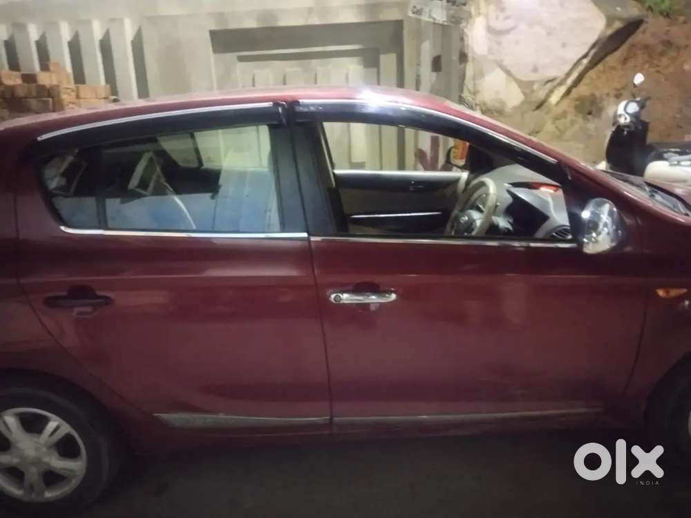 Toyota Urban Cruiser 2010 Diesel 4+ First Owner