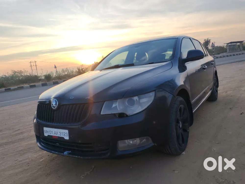 Skoda Superb 2011 Petrol Well Maintained