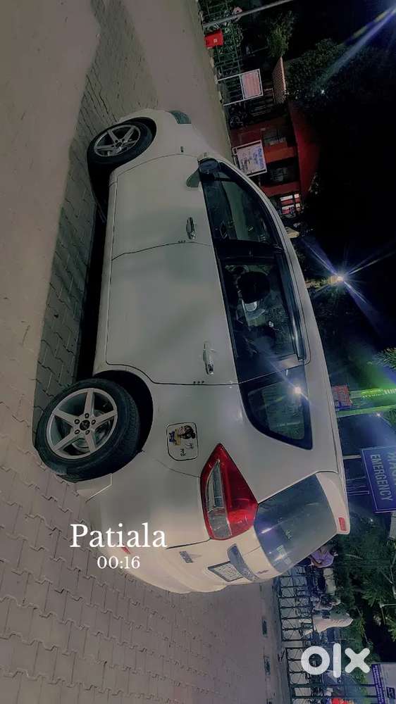Maruti Suzuki Ertiga 2016 Diesel 102033 Km Driven